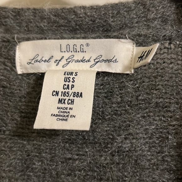 H&M L.O.G.G. Long sleeve faux wrap sweater for women. Size S - Picture 5 of 7